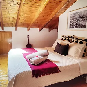 Alloggio in famiglia Attic Private Bedroom, Aljezur